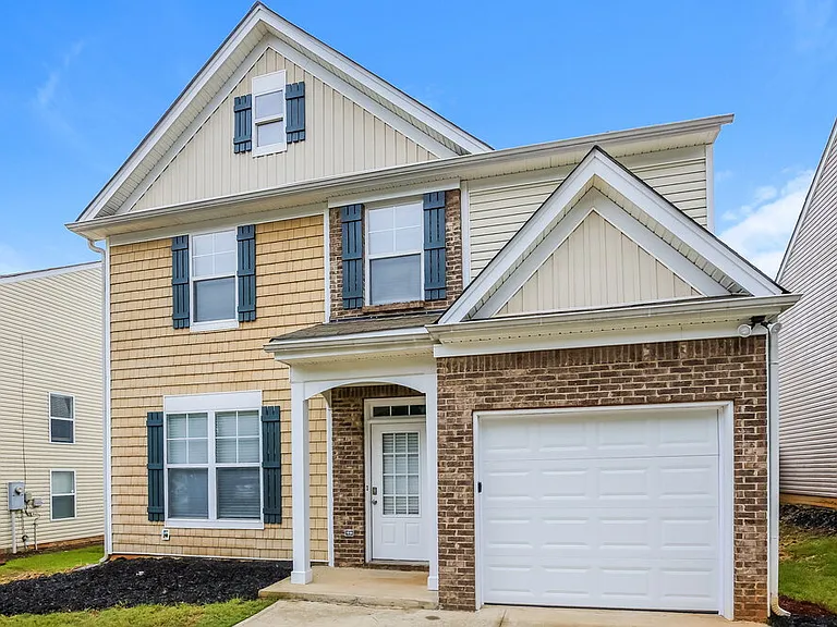 422 Marsh Lake Rd — Photo 1