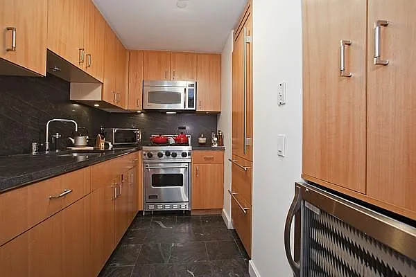 Rented by Elika Associates II, LLC | media 20