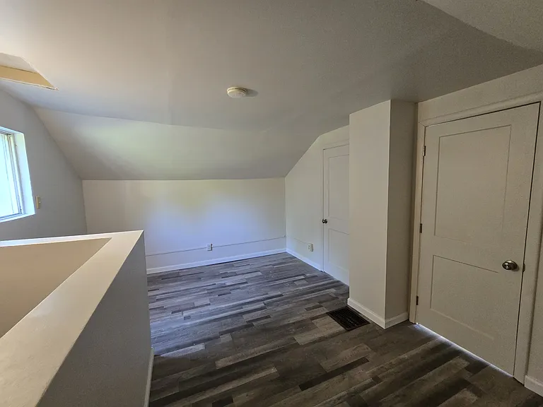 901 River Ave — Photo 8