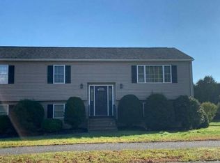 55 Sunny Ave, Webster, MA 01570