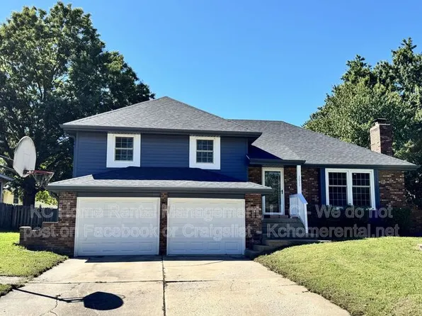 1011 SE 6th St, Lees Summit, MO 64063