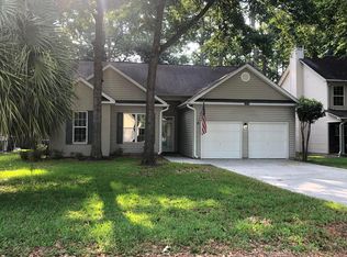 7851 Sabalridge Dr, North Charleston, SC 29418
