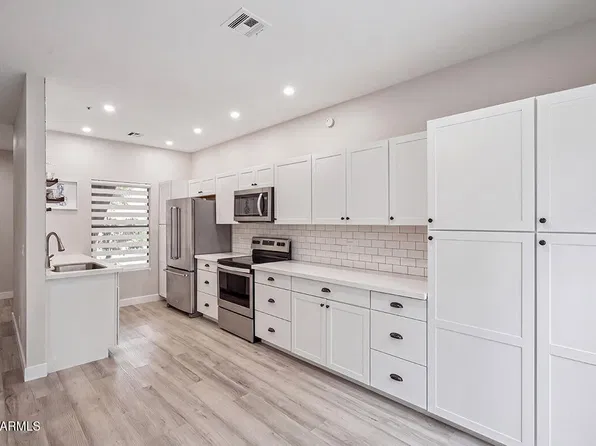 9600 N 96th St APT 130, Scottsdale, AZ 85258
