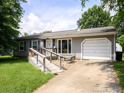 818 Lilly Lane, Jeffersonville, IN, 47130