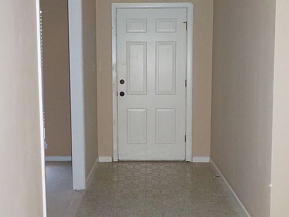 4th image of 6105 Sagebrush Ave