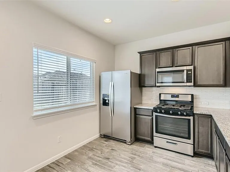 176 Bosque Dr — Photo 16