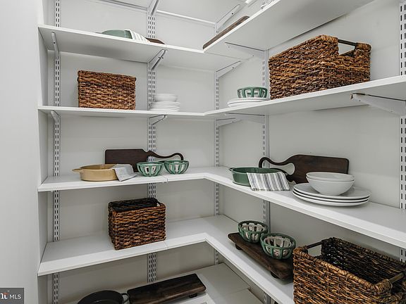 2nd image of 4753 Sully Point Ln