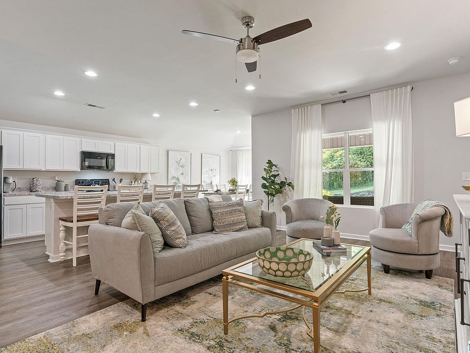 1st image of 267 Troubadour Ln