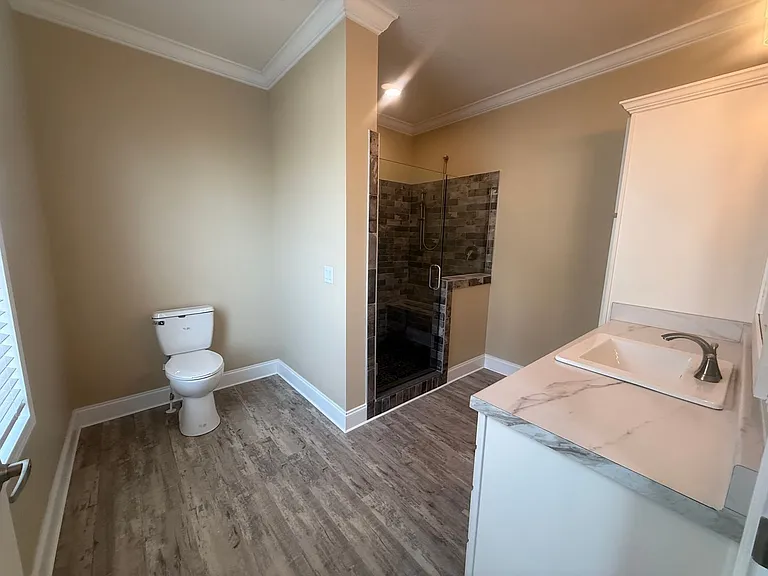 631 Imogene Dr — Photo 12