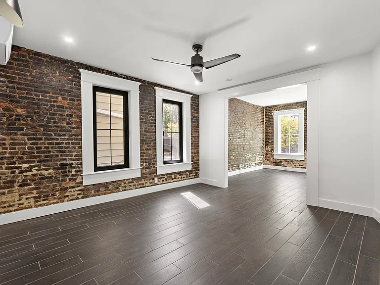 138 Central Ave — Photo 5