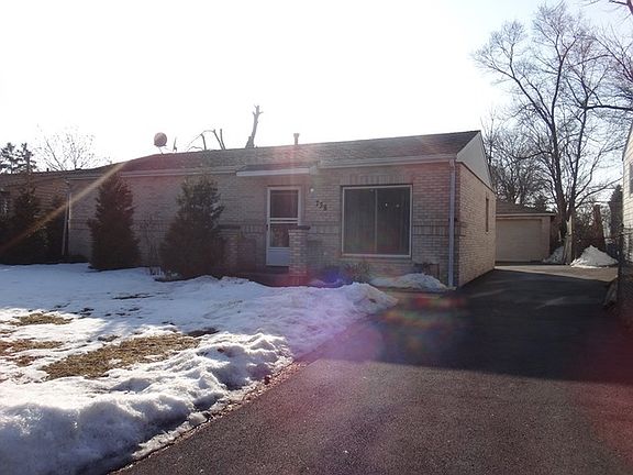 3rd image of 738 Kenwood Ave