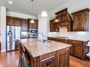 8905 Bluestem Dr, Argyle, TX 76226
