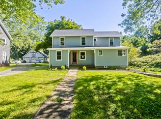 54 Ryan Rd, Northampton, MA 01062
