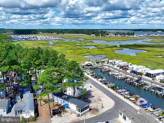 4th image of 1 Harbor Rd