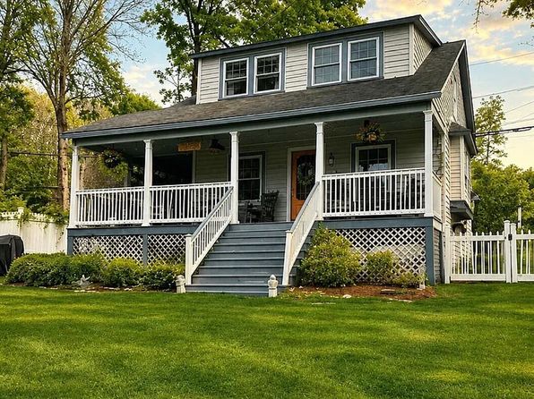 248 Pleasant Ave