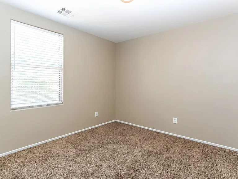 6221 Mercer Valley St — Photo 12