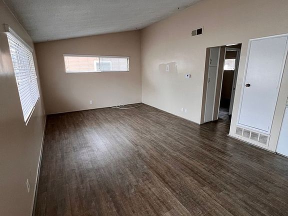 3rd image of 509 38th St