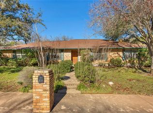 3704 Capistrano Trl, Austin, TX 78739