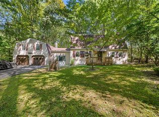 26 Bull Pine Rd, East Stroudsburg, PA 18301