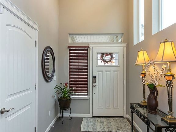 2nd image of 3908 Maritime Drive
