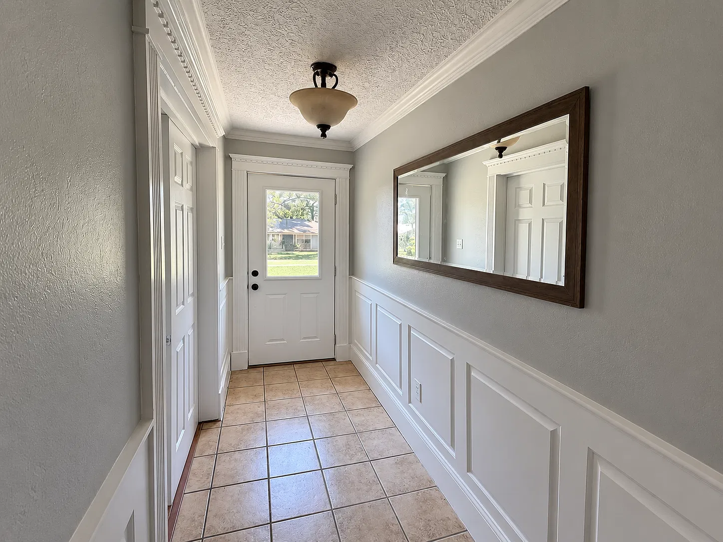 6 bed, 2241 sqft, $6,000 — Photo 3