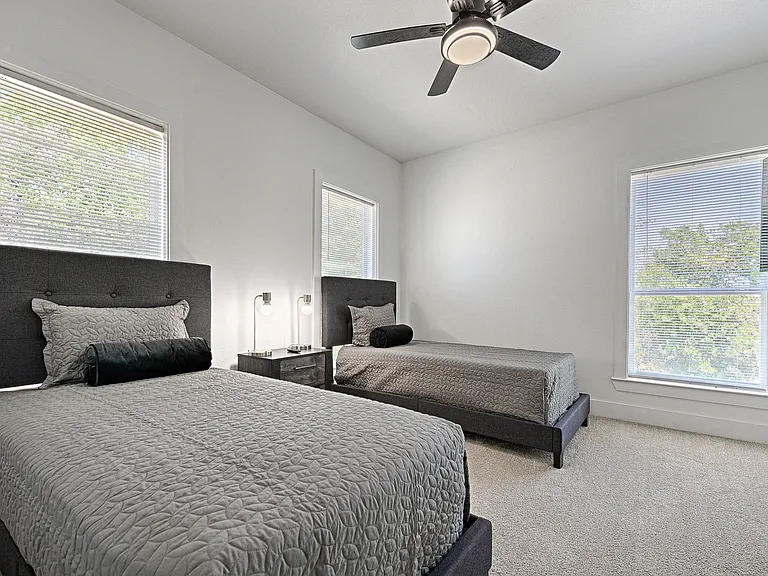 3319 Wake St — Photo 38