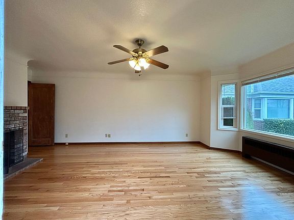 5th image of 2625-2639 SE Main St #2631