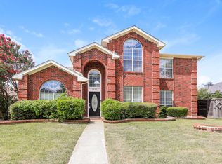 1225 Paul Dr, Cedar Hill, TX 75104