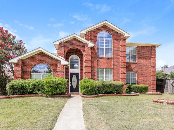 1225 Paul Dr, Cedar Hill, TX