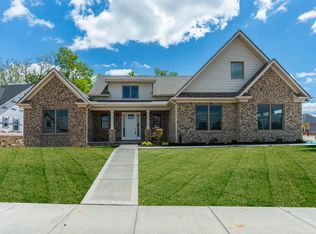 837 Edmonds Xing, Versailles, KY 40383