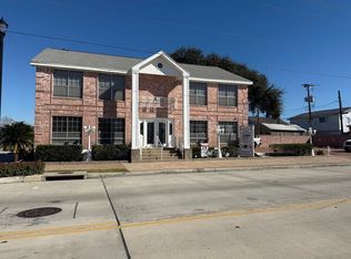 2302 45th St, Galveston, TX 77550