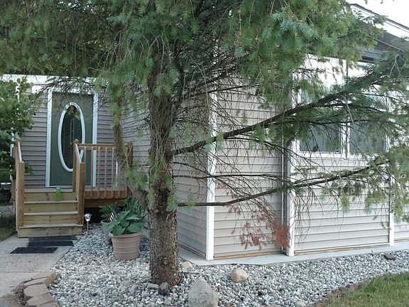 2nd image of 1250 Ashbrook St NE