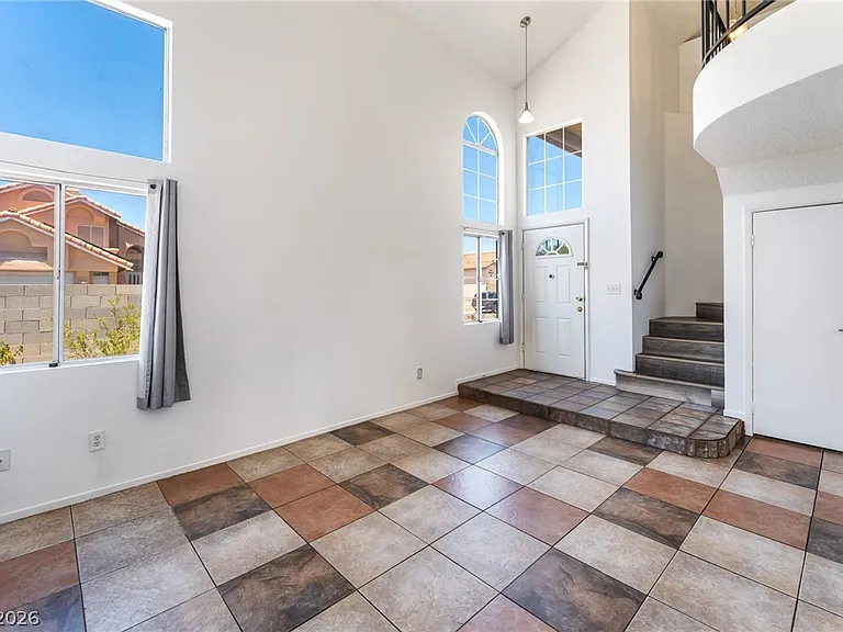 2655 Par Four Ln — Photo 8