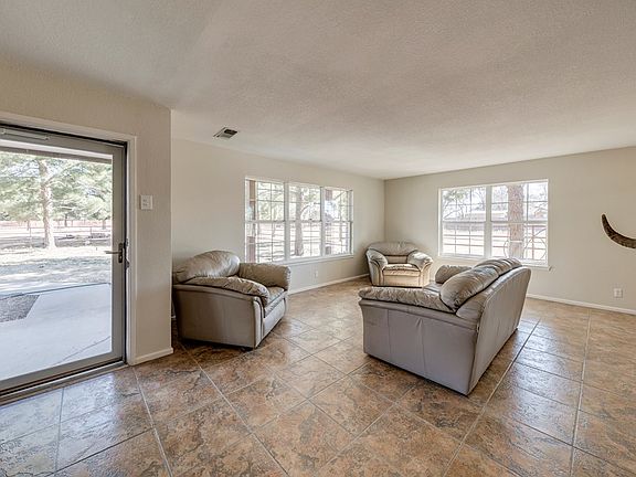 4th image of 5901 N Midland Dr