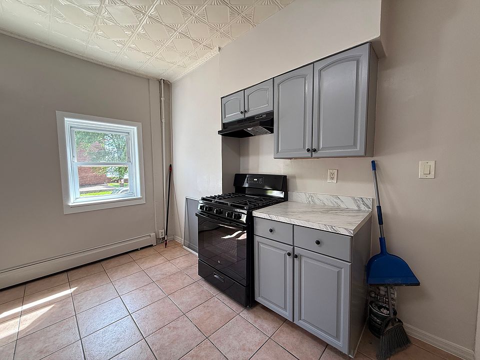 1st image of 636 Avenue C #1R