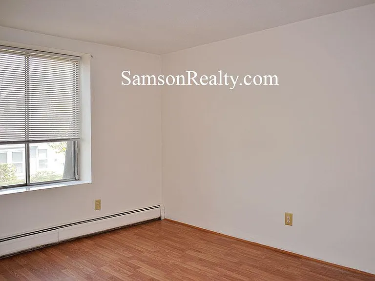 5 Woodward Ave #1 — Photo 9