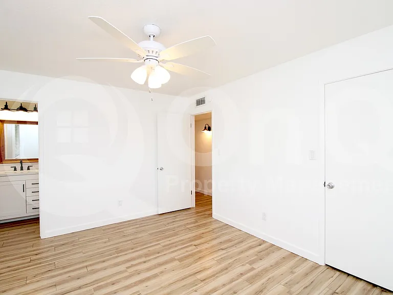 104 E Laurel Ave — Photo 7