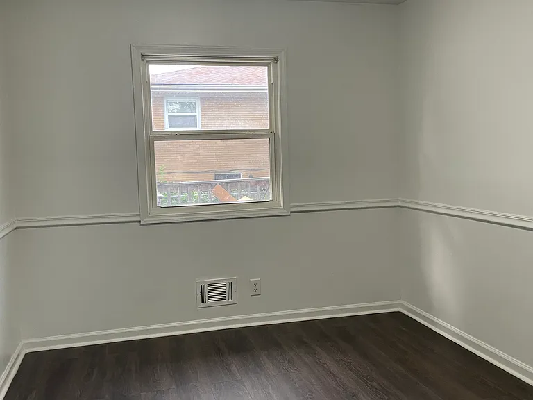 3905 Sparta Dr — Photo 12