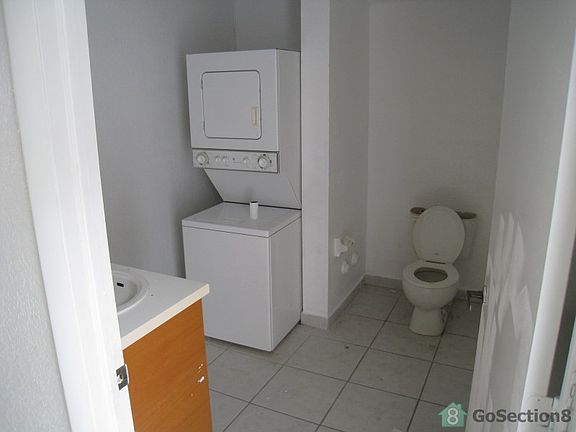 4th image of 2768 NW 131st St