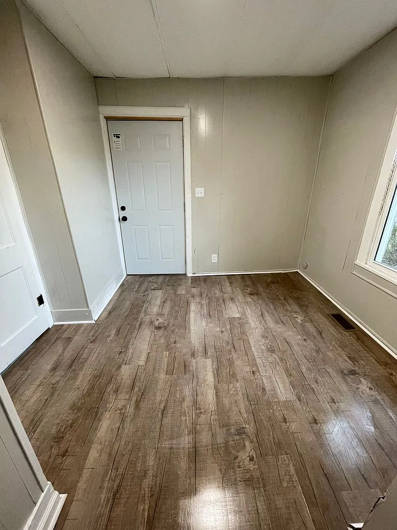 Freshly Renovated 2-Bedroom Home in Nevada! — Photo 2