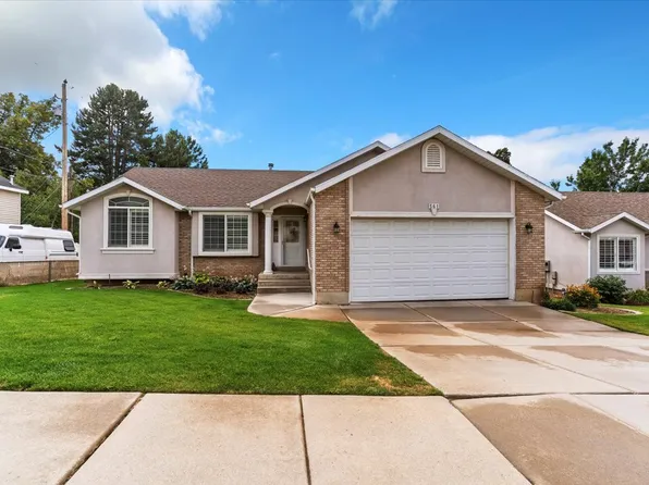 561 E 2550 N, North Ogden, UT 84414