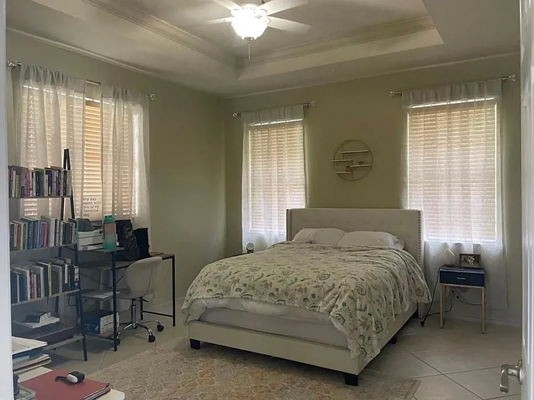 627 SW 47th Ter #627 — Photo 9
