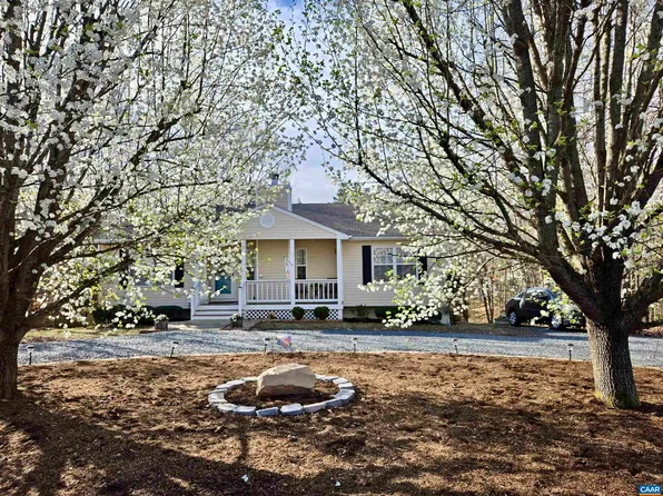 534 Jefferson Dr, Palmyra, VA 22963