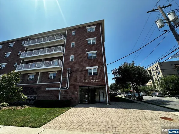 39 Union St APT 201, Hackensack, NJ 07601