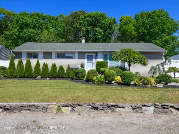 242 Sky Manor Boulevard, Brick, NJ 08723