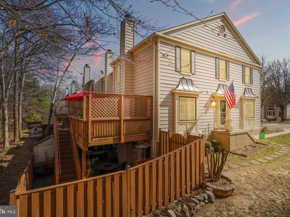 7626 Southern Oak Dr, Springfield, VA 22153