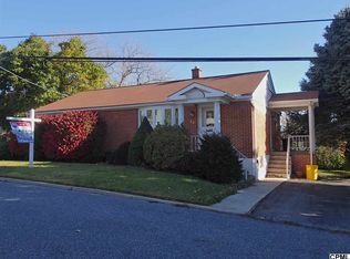 590 Ridge Ave, Harrisburg, PA 17111