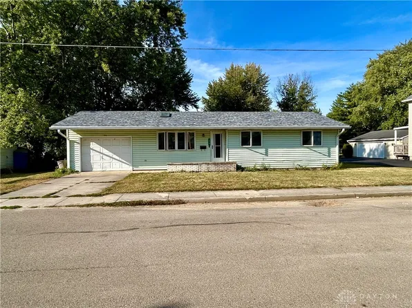 214 Taylor St, Bradford, OH 45308