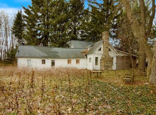 11044 S Fredrickson Rd, Empire, MI 49630