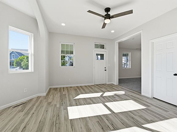 5th image of 626 Bower St
